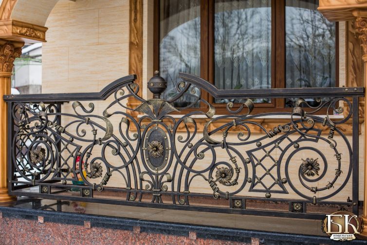 balkon-kovanyj-BK-Kuznya-B43A4612