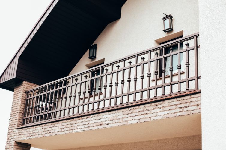 balkon-kovanyj-BK-KuznyaB43A9950